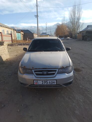 Daewoo: Daewoo Nexia: 2013 г., 1.5 л, Механика, Бензин, Седан