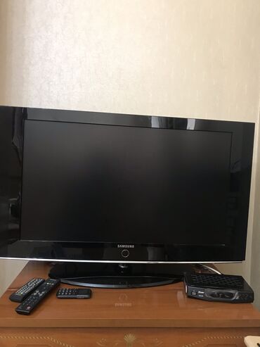 в связи с уездом: Телевизор Samsung в хорошем состоянии, продаем Срочно в связи с