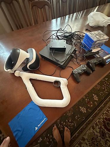 xbox wireless controller: Комплект для PlayStation 4 с VR Состав: - Консоль PS4 Slim. - Шлем — 1