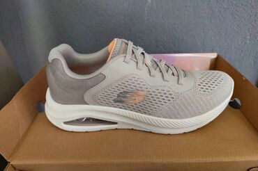 Women's Sneakers and athletic shoes: Original patike Najk patike (slike 1-6) velicina 44 Cena 4500 din — 7