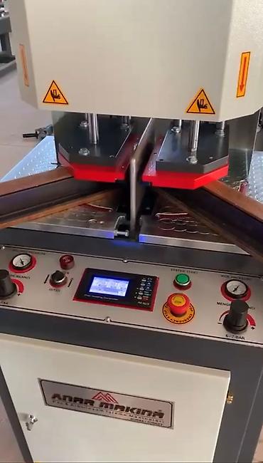 islenmis svarka aparati: PVC/alüminium profil qaynaq maşını – Anar Makina - İki başlı künc — 1