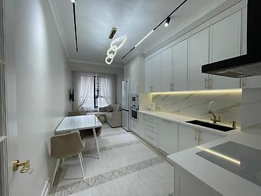 Продажа квартир: 3 комнаты, 105 м², Элитка, 3 этаж, Дизайнерский ремонт — 1