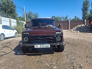 ВАЗ (ЛАДА): ВАЗ (ЛАДА) 4x4 Нива: 2015 г., 1.7 л, Механика, Бензин, Внедорожник — 4