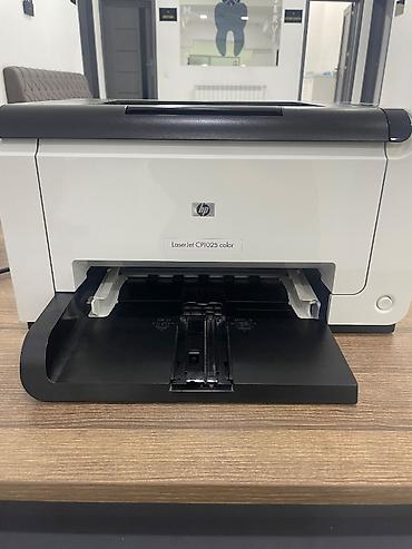 lazerli printer: HP LaserJet CP1025 Color rəngli lazer printer - Model: HP LaserJet — 1