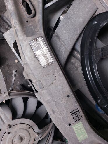 Другие автозапчасти: Есть в наличии оригинал запчасти от кабана 140 кузов. моторчик — 12