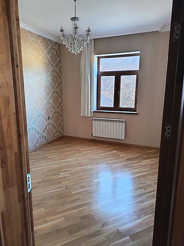 Həyət evləri və villaların satışı: 10 otaq, 155 kv. m, Orta təmir — 27