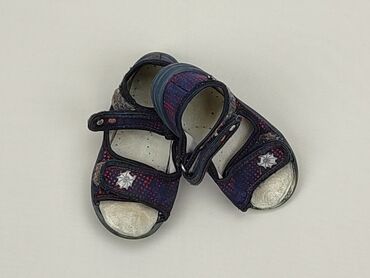 sandały lasocki czarne: Sandałki 26, Używany