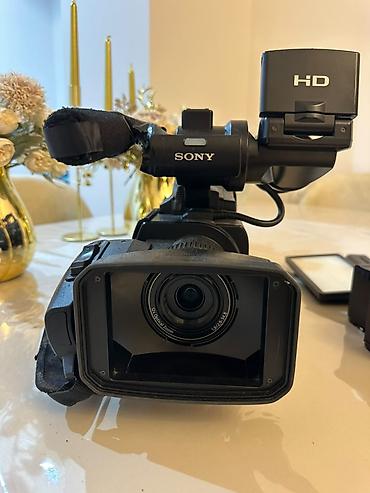 kamera sony: Sony HD videokamera dəsti Sony HD 1500 Kamera 3 adapdir Projektor — 6