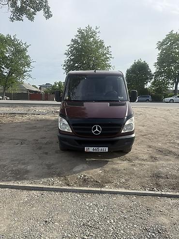 ролик на спринтер: Mercedes‑Benz Sprinter (поколение NCV3), бордовый фургон. Основные — 2