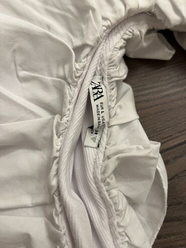 Baletkalar: Zara body bluz tezedir geyilmeyib 
L razmerdir — 11