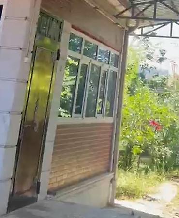 1 комната квартира снять: Metall konstruksiyalı iri talvar və bağlı sahə - Güclü metal — 2