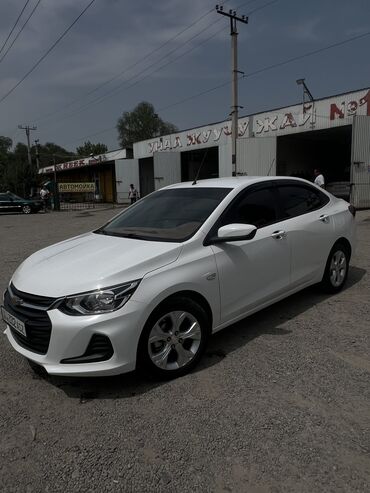 у вас машина: Chevrolet : 2021 г., 1 л, Типтроник, Бензин, Седан
