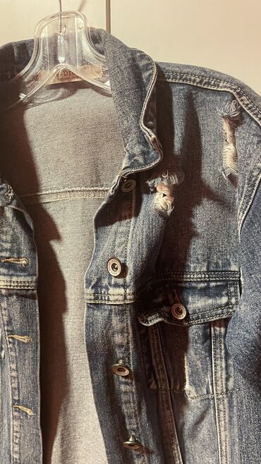 Ostale jakne, kaputi, prsluci: Prolecna teksas jakna/ gornjak, duza forma, nenosena, odgovara za M — 4