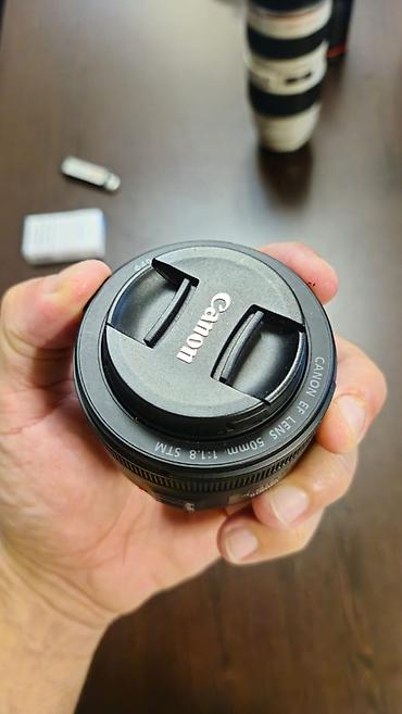 canon mf: Canon EF 50mm f/1.8 STM obyektiv - Fokus məsafəsi: 50mm (tam kadrda — 3