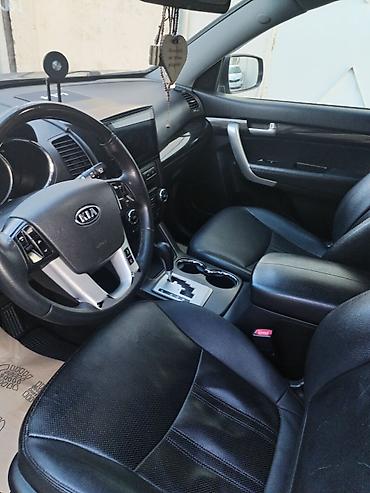 kia s: Kia Sorento: 2 l | 2010 il Ofrouder/SUV — 7