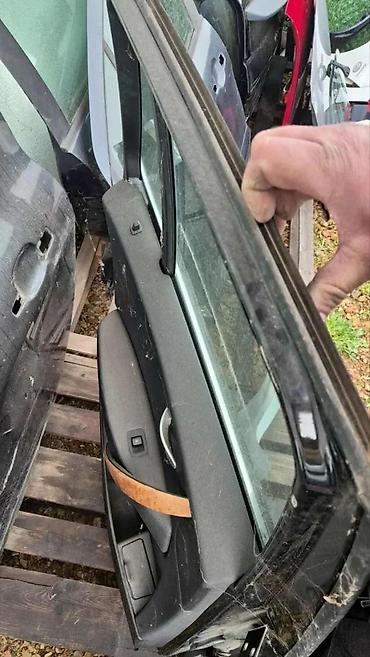 pedale: ZADNJA LEVA VRATA BMW X3 | Zadnja leva vrata x 3 — 1
