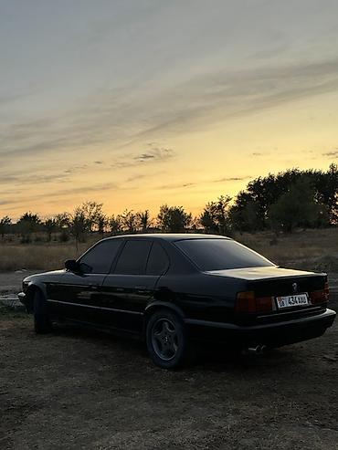 новые моторы: BMW 5 series: 1991 г., 2 л, Механика, Бензин, Седан — 1