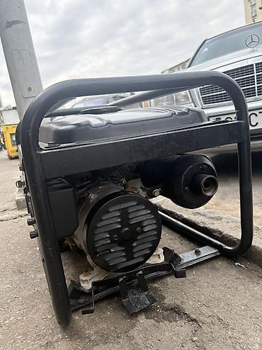 işlenmiş generatorlar: Satış, İşlənmiş, Benzin, Generator — 2