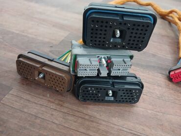 Экскаваторы: Экскаватор, Caterpillar, Гусеничный — 6