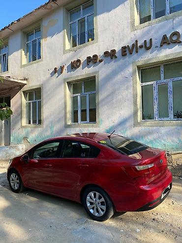 kia bongo: Kia Rio sedan – qırmızı rəng - Kuzov: 4 qapılı sedan, parlaq qırmızı — 5