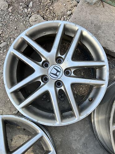 Диски: Литые Диски R 17 Honda, Комплект, отверстий - 5, Б/у — 5