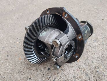 Auto delovi: Srce zadnjeg diferencijala Lada 21213,21214 Niva 1.7 br.2. Skinuto sa — 10