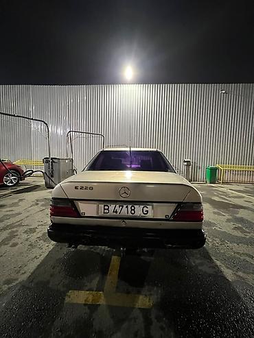 mercedes e200: Mercedes-Benz W124: 1997 г., 2.2 л, Механика, Бензин, Седан — 5