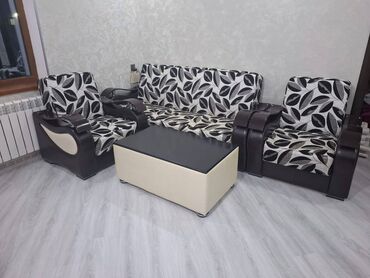 Divan və kreslo dəstləri: İşlənmiş, Divan, 2 kreslo, Divan, Jurnal masası, Bazalı, Açılan -da lalafo.az — 16 Divan və kreslo dəstləri: İşlənmiş, Divan, 2 kreslo, Divan, Jurnal masası, Bazalı, Açılan — 16
