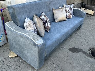 Прямые диваны: Прямой диван, Новый, Трехместный — 38