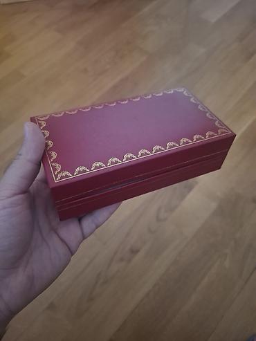 Məhsul: Cartier eynək qabı (orijinal marka qabı) Təsvir: - Rəng