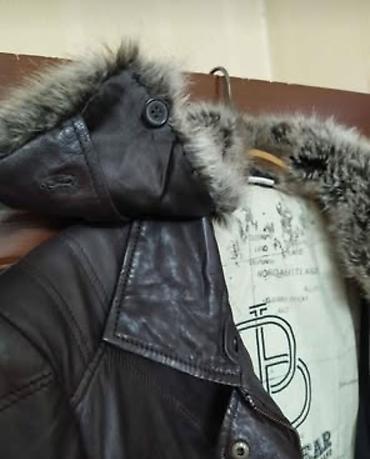bas geyimi: Женская коричневая куртка от бренда Polar & bear из натуральной — 3