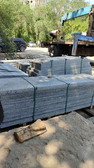 Фасадные гранитные плитки: Новый, Размер: Другой размер мм, Серый, Установка — 19