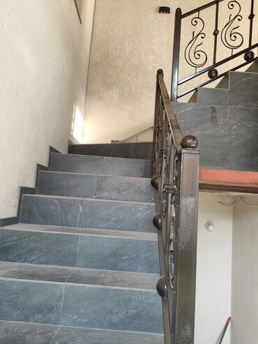 Укладка плитки: Гидроизоляционные работы, Укладка плитки на стену, Подготовка стен для укладки | Вертикальная укладка, Диагональная укладка, Раскладка ковром Больше 6 лет опыта — 8