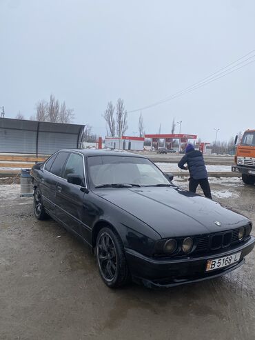 Унаа сатуу: BMW 5 series: 1989 г., 2.5 л, Механика, Бензин, Седан