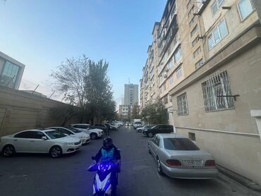 Köhnə tikili: Bakı, 3 otaqlı, Köhnə tikili, m. Elmlər Akademiyası, 85 kv. m — 16