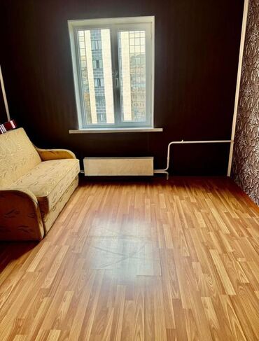 сдаю дом на длительный срок: 4 комнаты, 77 м², 106 серия, 9 этаж, Евроремонт