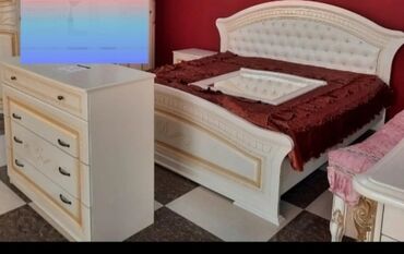 матрас губка: Спальный гарнитур, Двуспальная кровать, Комод, Трюмо, цвет - Белый, Новый