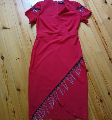 pink dress духи: Вечернее платье, Миди, M (EU 38)
