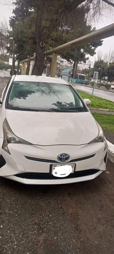 toyota super: Toyota Prius: 1.5 л | 2017 г. Хэтчбэк