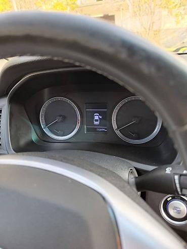 Другие автоуслуги: Сдаю в аренду Hyundai Sonata, белый седан бизнес-класса (рестайлинг) — 7