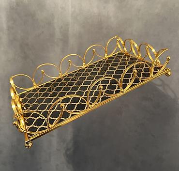 qara sam: Yeni qutuda Qızılı dekorativ metal sini - Material: bərk metal — 1