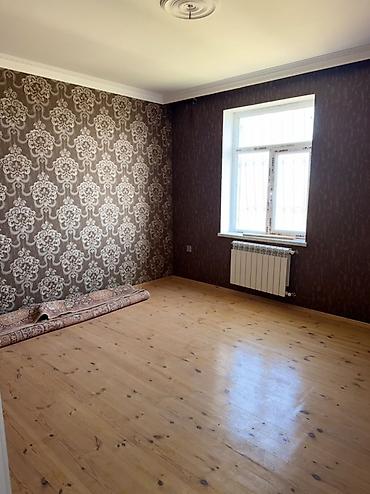 bakıxanov ev satışı: Satılır: 2 mərtəbəli fərdi evin daxili interyeri Satılır 7 otaqlı — 2