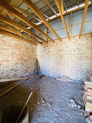 Продажа коттеджей и домов: 🏡 Үй сатылат! 📍 Дарек: Ош Шаары. Геологородок кичи району ул Абжалова — 9