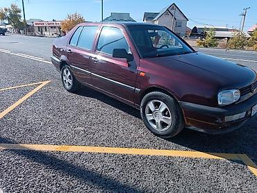 бензобак зил: Volkswagen Vento: 1994 г., 1.8 л, Механика, Бензин, Седан — 2