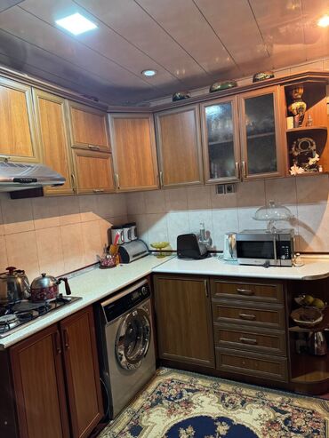 ремонт мебель кухня: İdeal vəziyyətdə kuxna mebeli satıram.Geniş və çox sayda dolablar