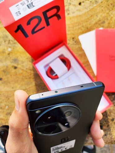 ящик для телефона: OnePlus 12R, Новый, 256 ГБ, цвет - Черный, 1 SIM, 2 SIM, eSIM