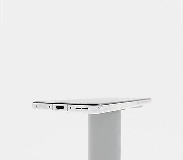 iphone 8s: OnePlus 13, Б/у, 256 ГБ, цвет - Белый, 2 SIM — 2