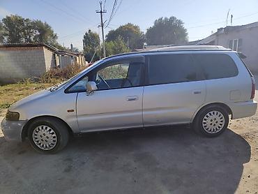 машина двухместная: Honda Odyssey: 1997 г., 2.2 л, Автомат, Бензин, Минивэн — 4