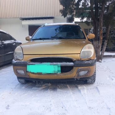 Daihatsu: Daihatsu Sirion: 1999 г., 1 л, Механика, Бензин, Хэтчбэк