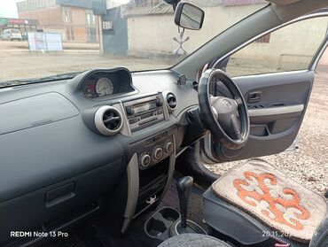 Toyota: Toyota ist: 2004 г., 1.3 л, Автомат, Бензиновая, Хэтчбэк — 16